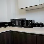 Manchester City Centre Apt With Balcony & Free Parking